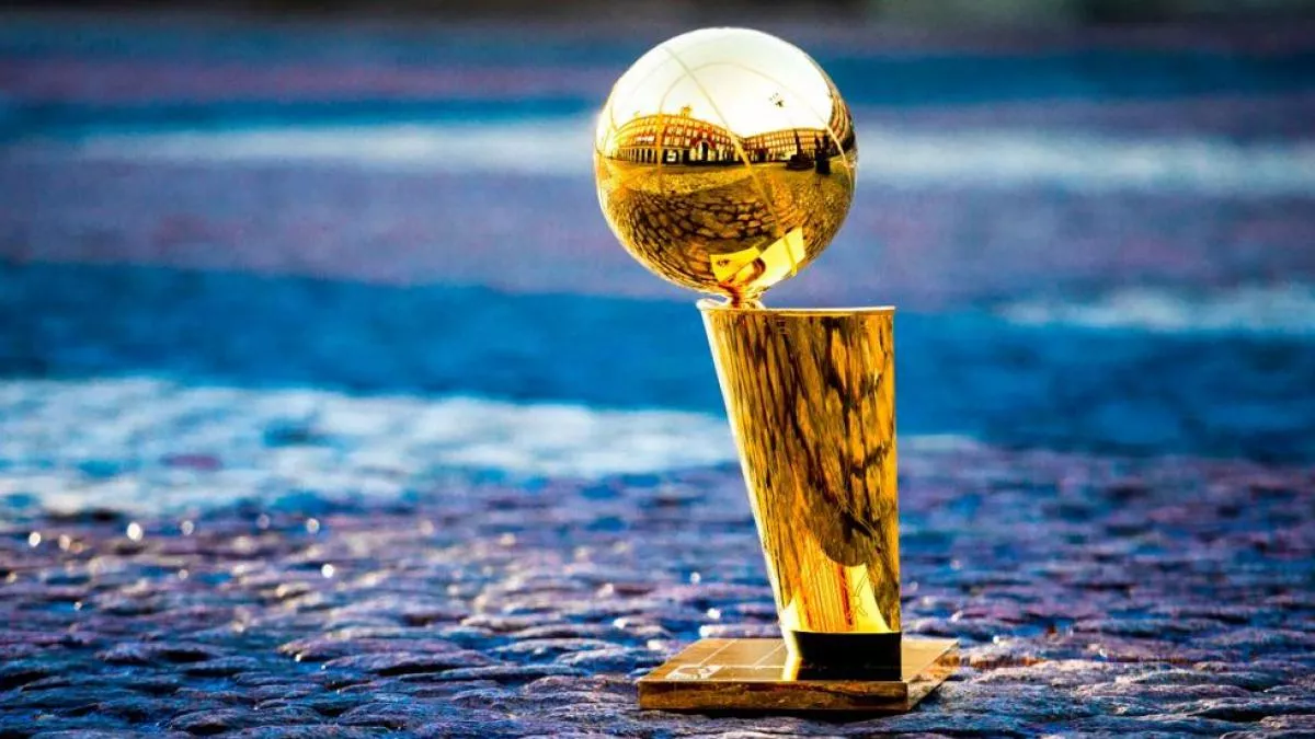 Trofeo Larry O'Brien de campeón NBA en las Finales